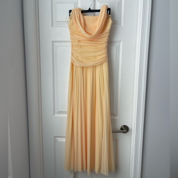 Abercrombie & Fitch Dresses & Skirts - Abercrombie & Fitch Giselle Drop-Waist Dress Yellow